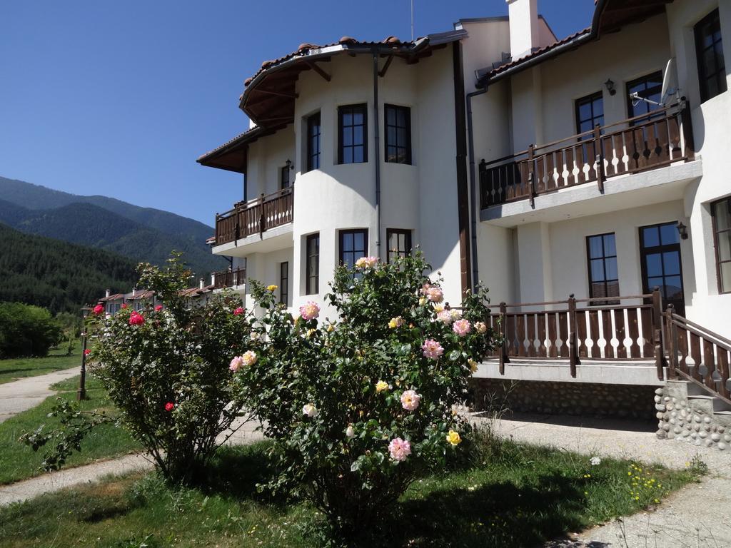 Pinerose Resort Bansko Esterno foto
