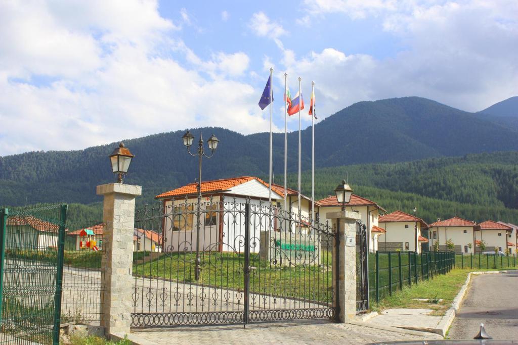 Pinerose Resort Bansko Esterno foto