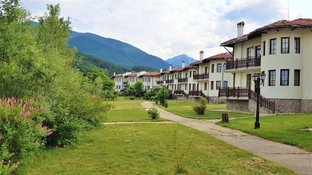 Pinerose Resort Bansko Esterno foto